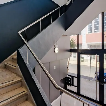 아파트 Lovely Fully Equipped Near Subway N5 *