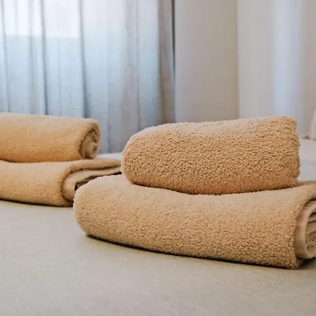 Lovely Fully Equipped Near Subway N5 * Lisboa