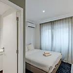 Lovely Fully Equipped Near Subway N5 Apartament *